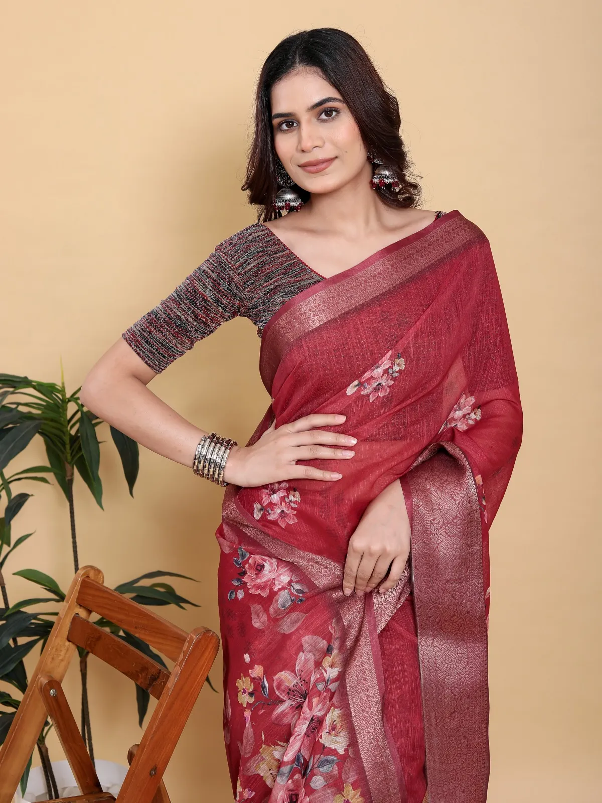 Reach floral digital print saree - Image 4 in Kolkata